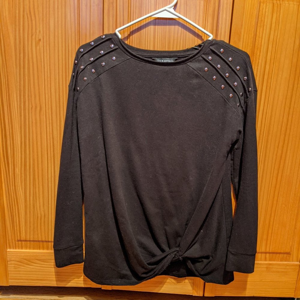 Studded shoulder long sleeve top